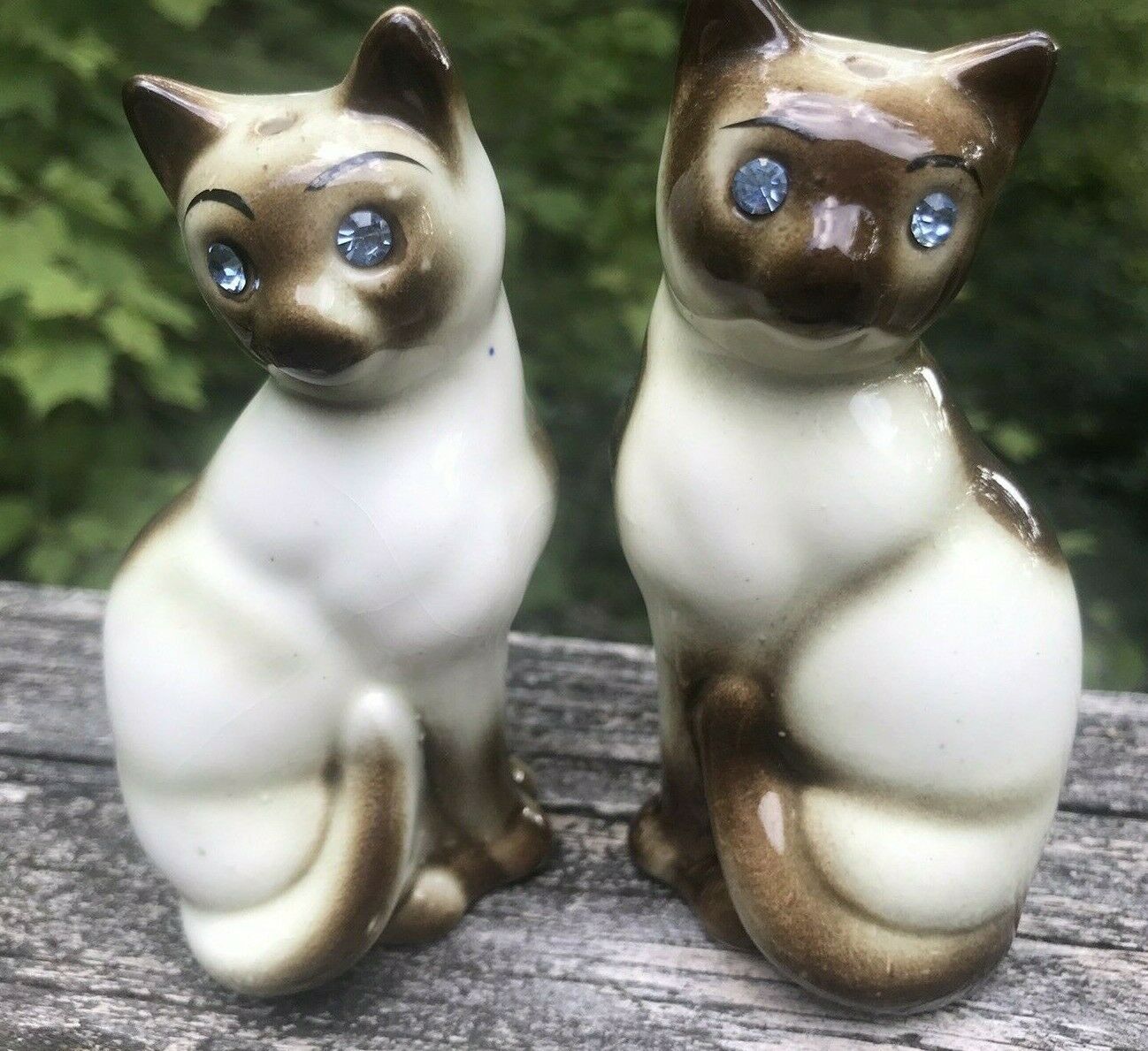 Vintage Siamese Cat Salt & Pepper Shakers Ceramic Pair Japan Diamond Blue Eyes