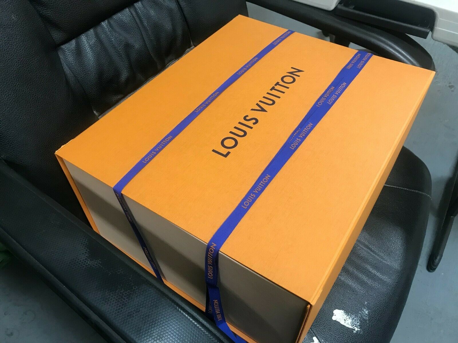 Louis Vuitton Empty Box  16 " X 13 " X 7.5 " Magnetic &  With Blue Ribbon